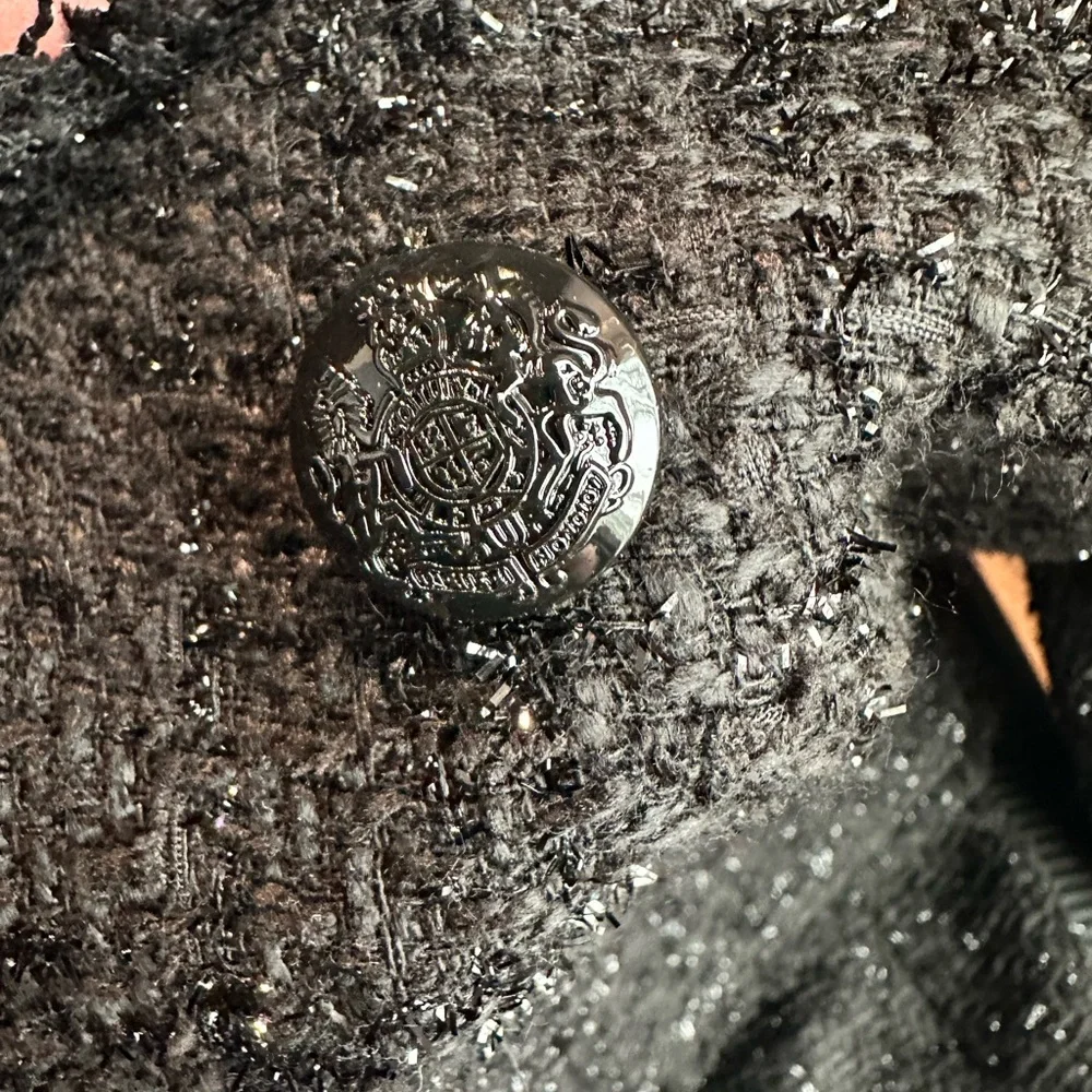 White House Black Market Elegant Black Studio Blazer - Picture 5 of 6